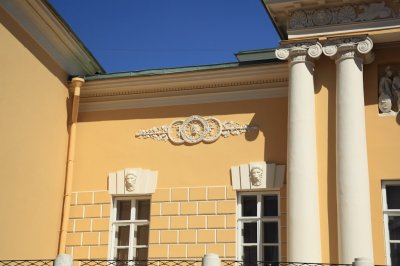 Масоны в Москве - знаки, места, масонская архитектура