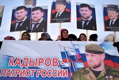 Чечено-совки против еврей-либералов: как Сурков митинг за Кадырова организовал